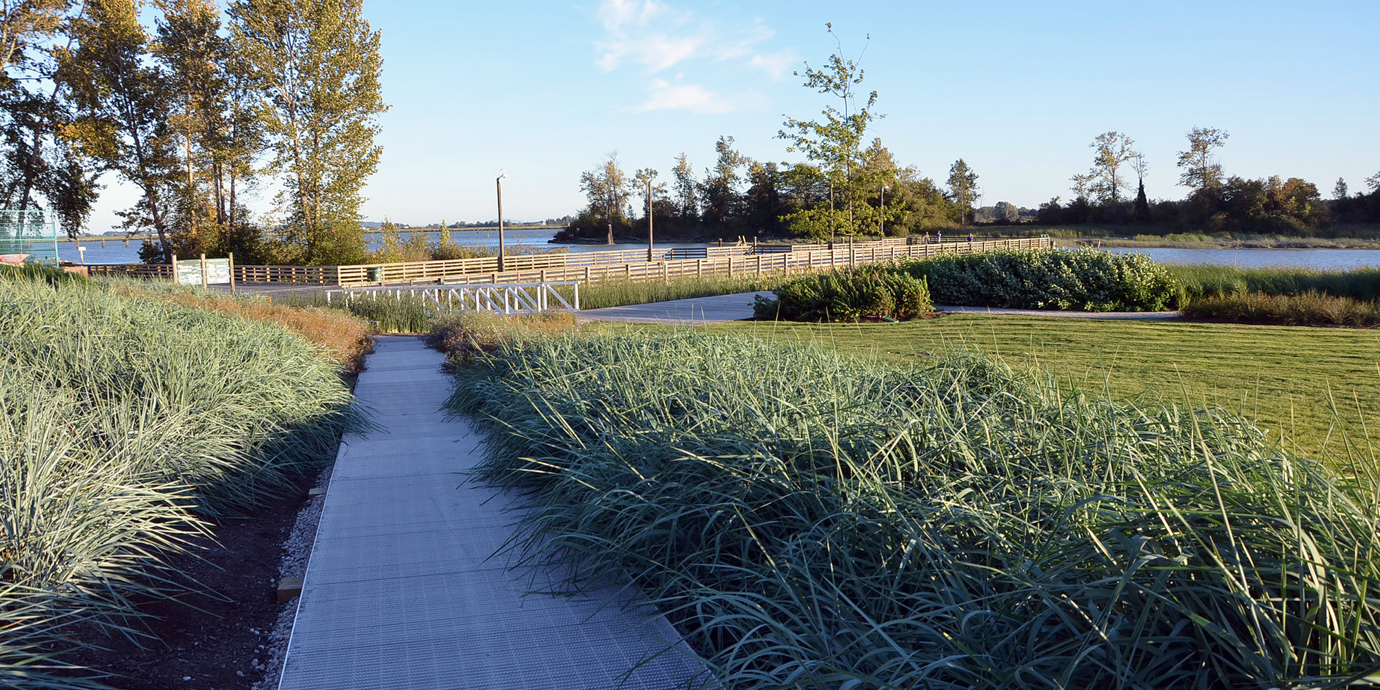 Waterfront trail by The Shore, Steveston